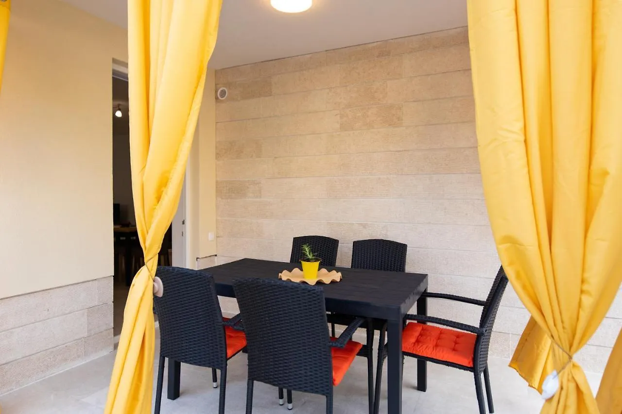 Apartman Ivona U Prizemlju Malinska