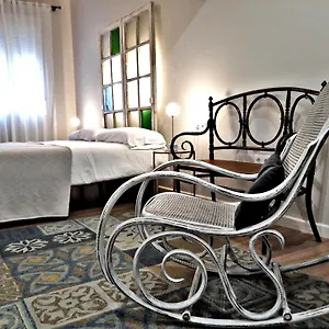 urban-suites-el-postigo.es-andalucia.com/